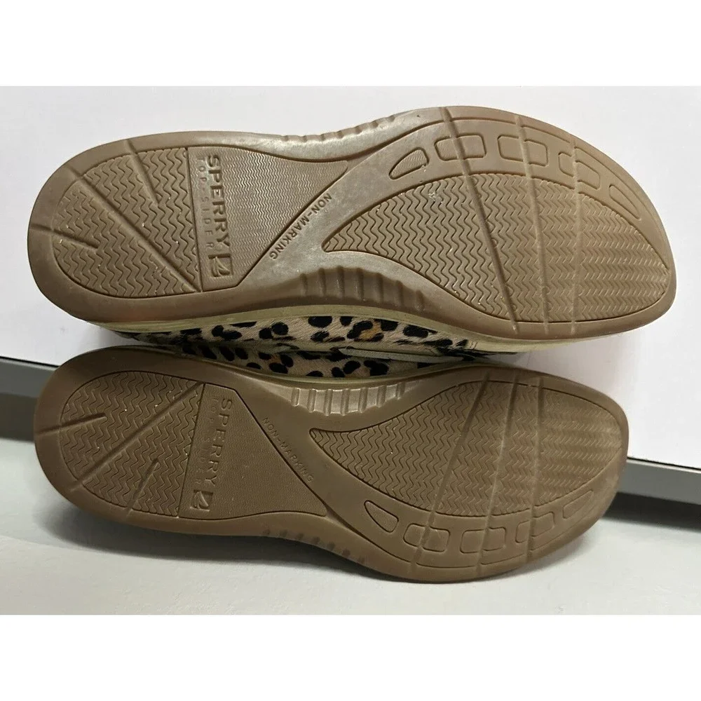 Sperry Top Siders Womens 8.5M Boat Shoes Beige Leopard Cheetah Print Flat Loafer